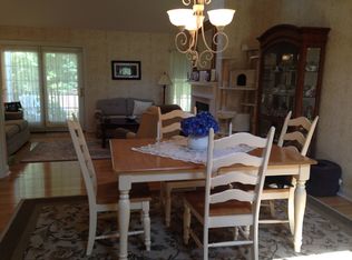 38 Juniper Ln, Hanover, MA 02339