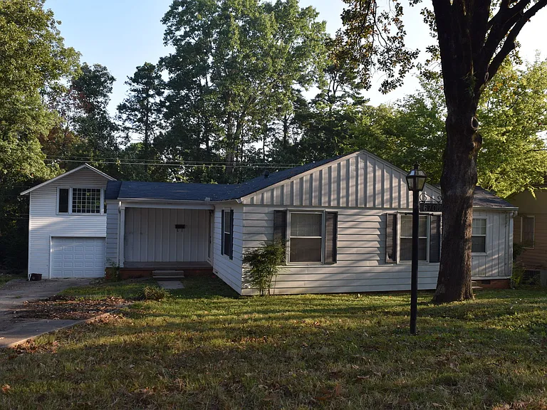 6700 Kavanaugh Pl — Photo 1