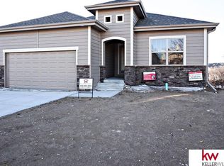 110 Eagleview Dr, Ashland, NE 68003