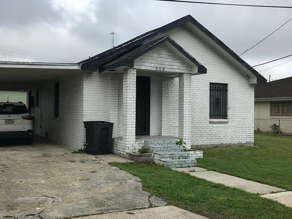 1st image of 204 Sonny St
