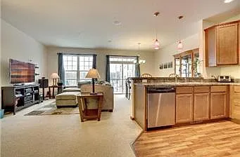 2 bed, 1656 sqft, $2,000 — Photo 4