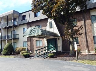232 Canton St APT 107, Randolph, MA 02368