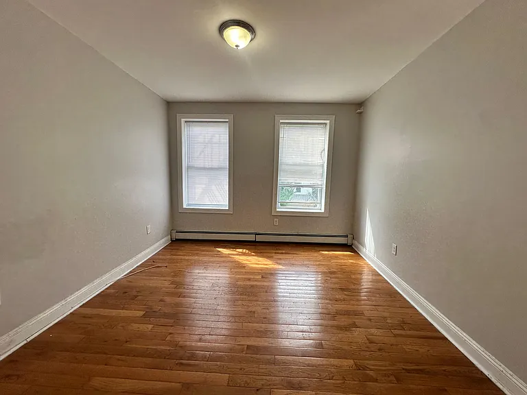 13 Olean Ave #24E — Photo 2