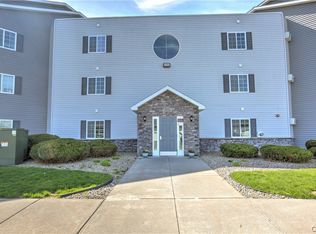 1222 Landrush Way, Baldwinsville, NY 13027