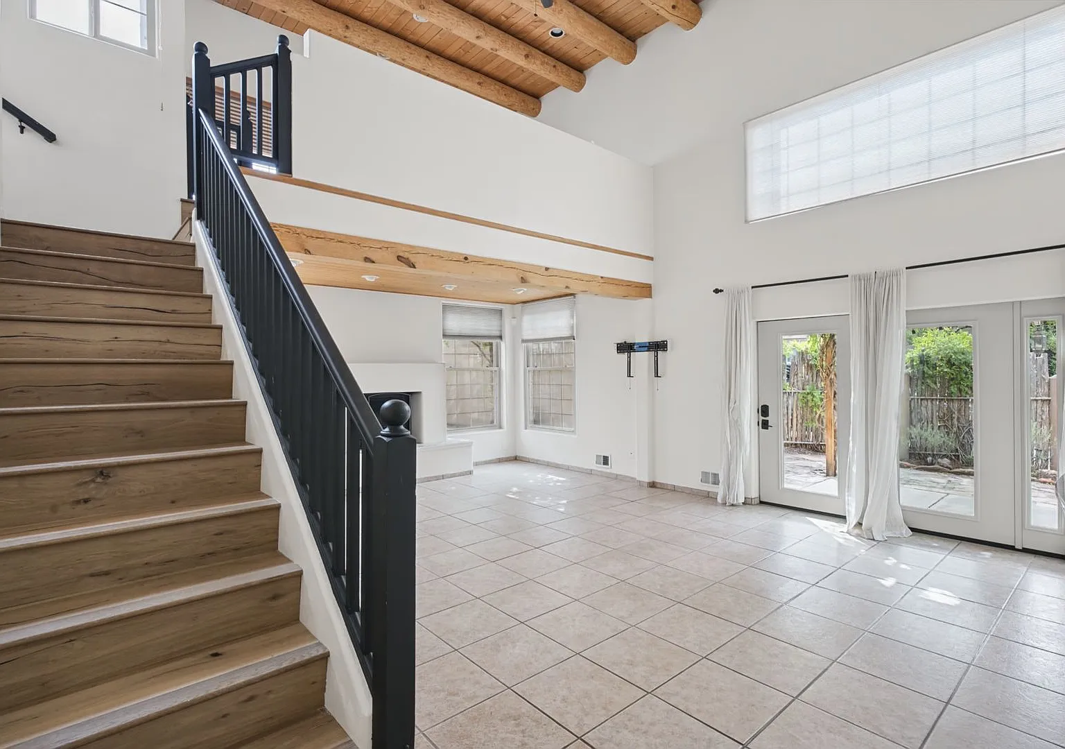 4184 New Moon Cir — Photo 2