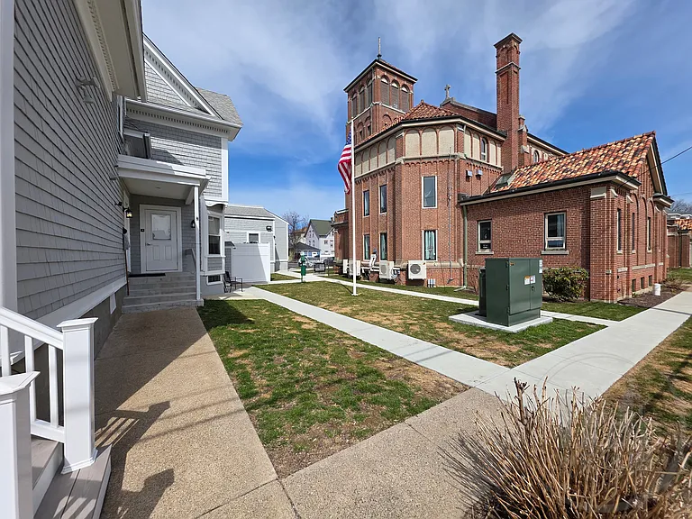 415 Olo St 1stflr 1b/1b Renovated Churchparish! Petsok Laundry! Prkg! — Photo 9