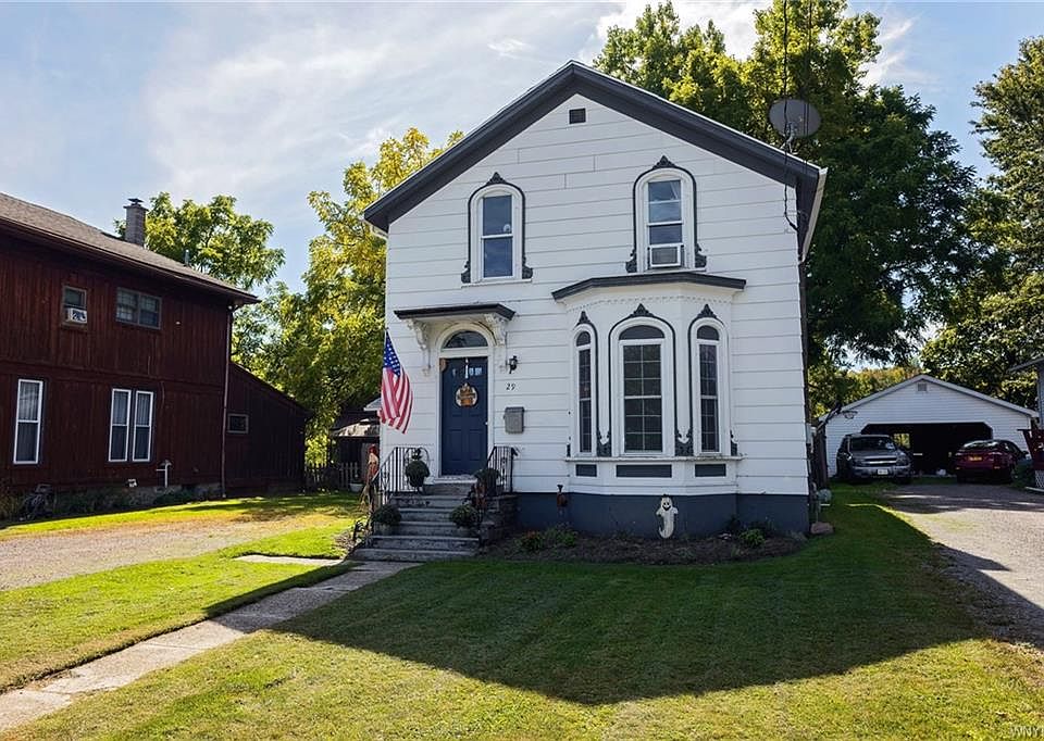 1st image of 29 Buffalo St