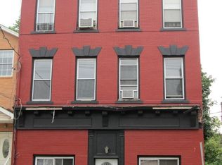 164 Hutton St APT 2L, Jersey City, NJ 07307