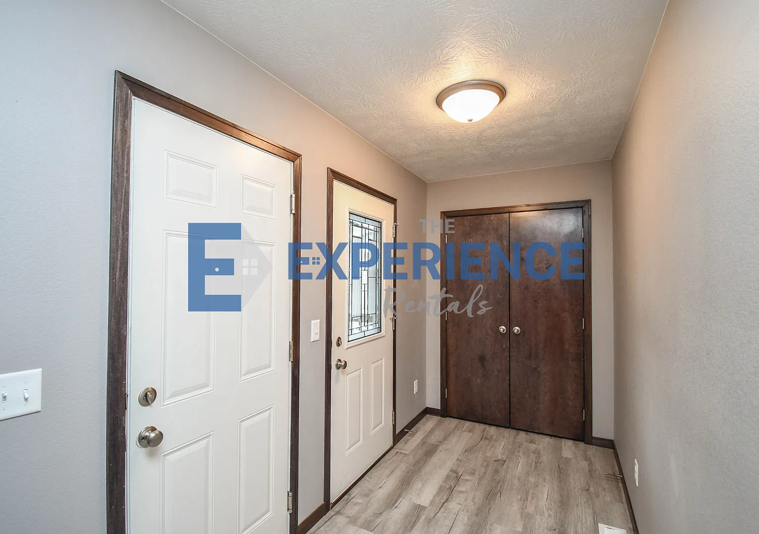 Spacious 4-Bedroom East Sioux Falls Twinhome Available Now! — Photo 3