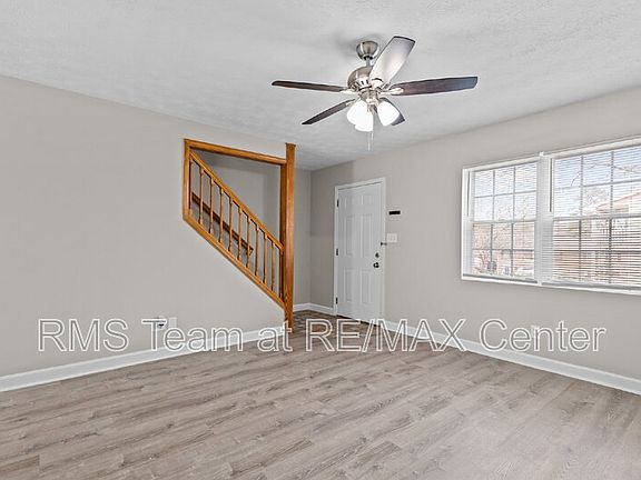 3rd image of 416 Northdale Ct
