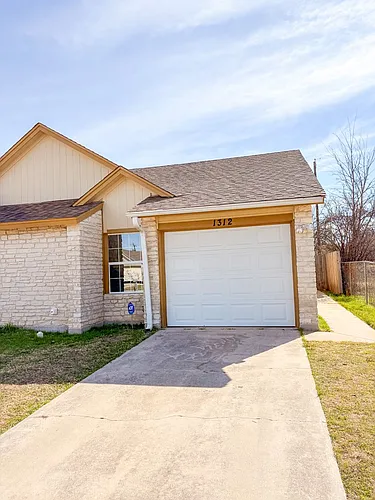 1312 Westway Dr Photo 1