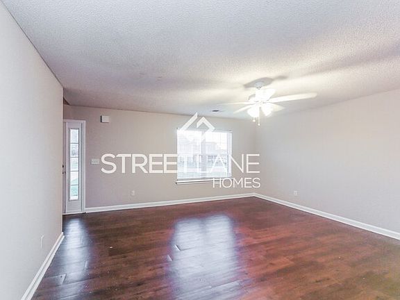 2nd image of 7270 Hunters Horn Dr