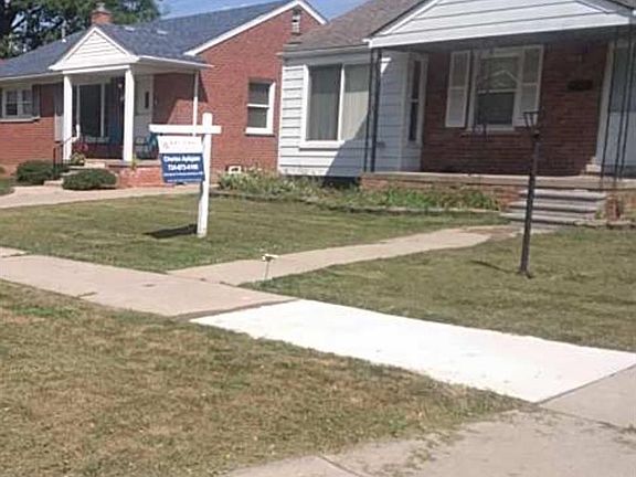 2nd image of 17190 Lennane St