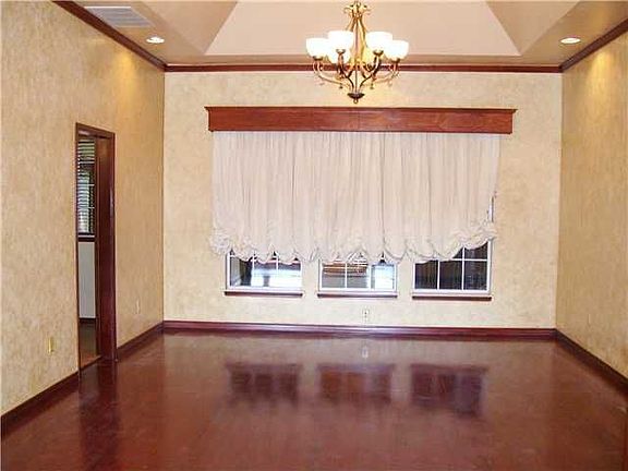 4th image of 14817 Brasswood Blvd
