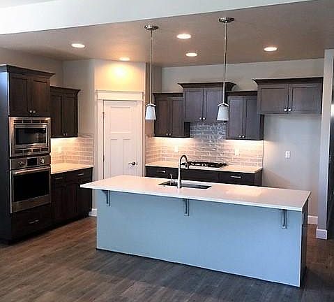 3rd image of 10754 W Alfina Dr