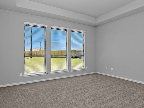 4th image of 2302 Arugula Ln