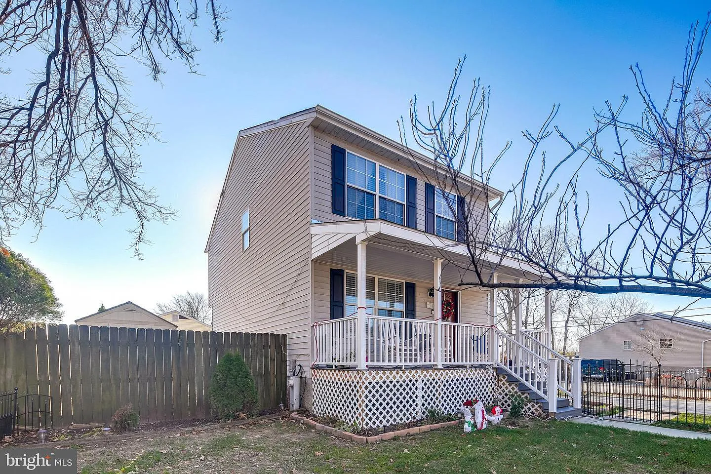 212 Summit Ave photo 1