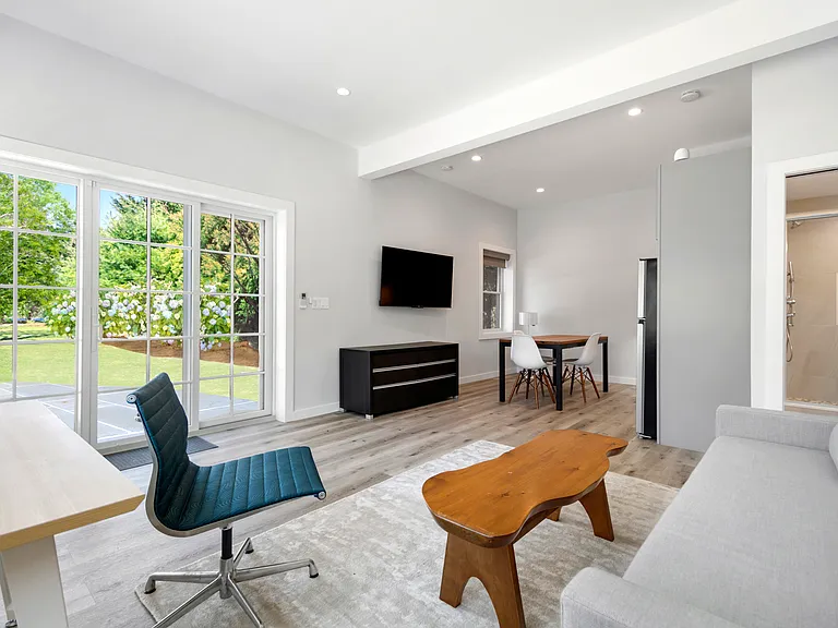 54 Halsey Rd — Photo 20