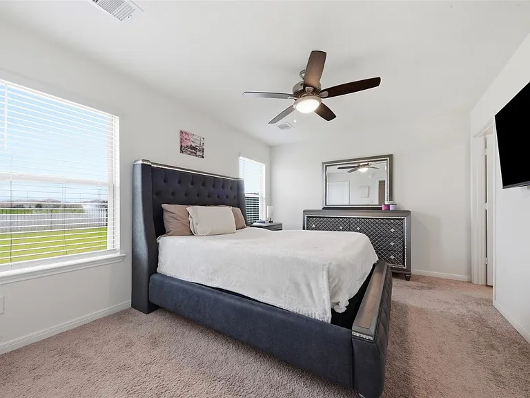 25343 Trinity Oakley Ct — Photo 15