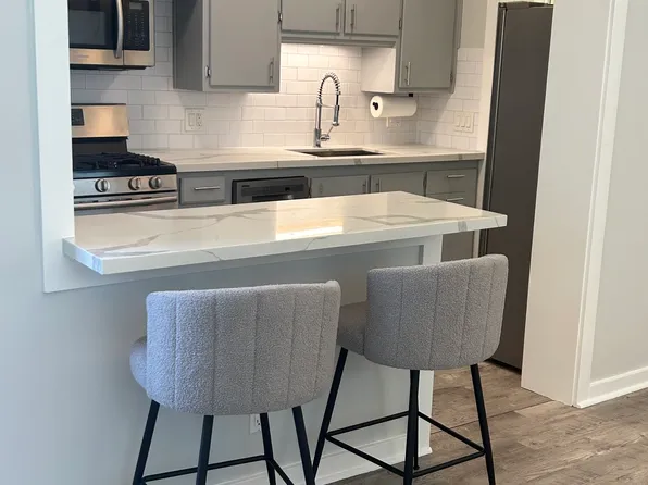 832 Hilldale Ave #1/2, West Hollywood, CA 90069