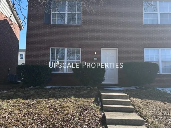 218 Garnet Dr, Nicholasville, KY 40356