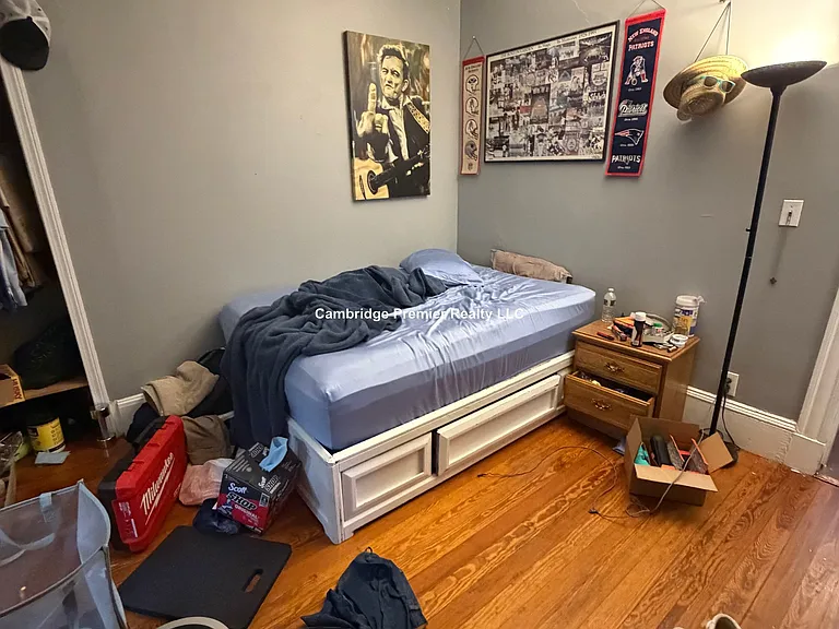 35 Rogers Ave — Photo 8