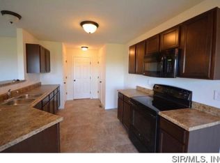 822 Harbor Woods Dr, Fairview Heights, IL 62208
