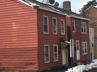 13 Spring St, Newburgh, NY 12550