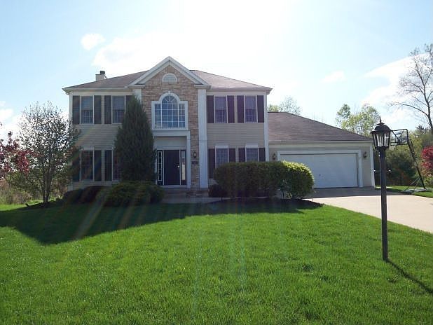 1st image of 4622 Greenlawn Dr