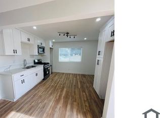 6845 Delta Ave, Long Beach, CA 90805