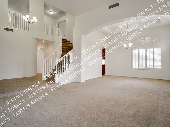 4th image of 2631 S Leonard Pl