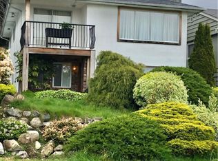 256 W 27th St, North Vancouver, BC V7N2H2