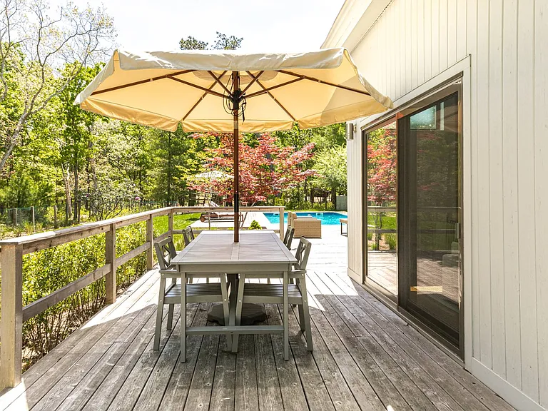 546 Wainscott Northwest Rd — Photo 20