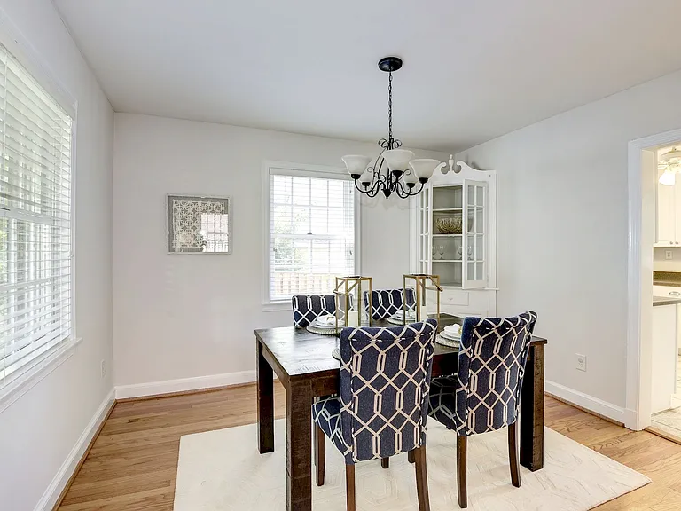 9412 Colesville Rd — Photo 11