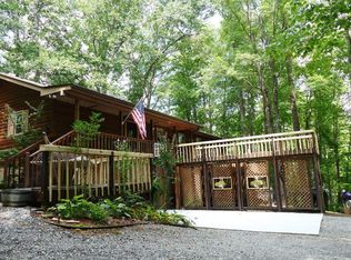 327 Woodcrest Cir, Franklin, NC 28734