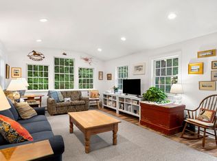 14 Ortins Rd, South Hamilton, MA 01982