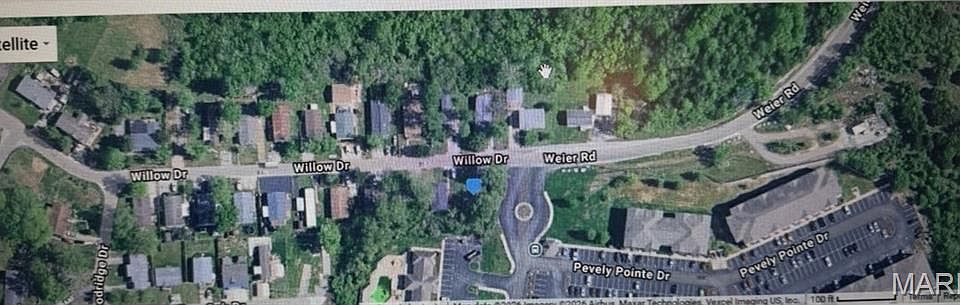 1st image of 1702 Willow Dr