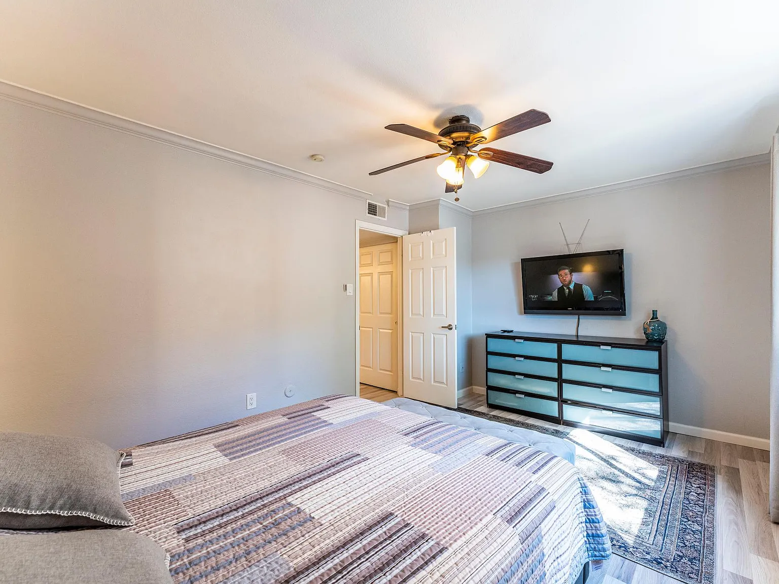 8260 E Arabian Trl — Photo 3