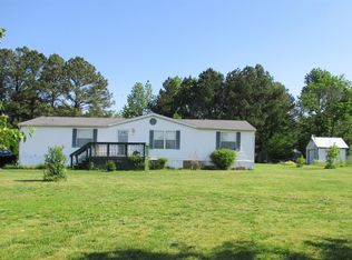 1 Yocom Ln, Saint Joseph, TN 38481