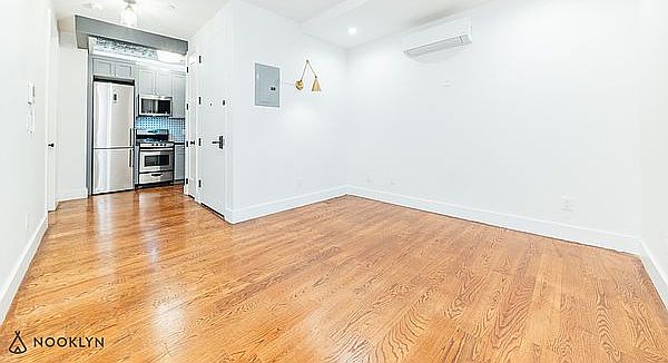 1st image of 228 Manhattan Ave APT 4B