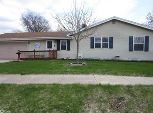 2416 Ellis Ave, Iowa Falls, IA 50126