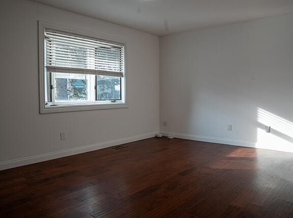 5th image of 2765 Peachcrest St