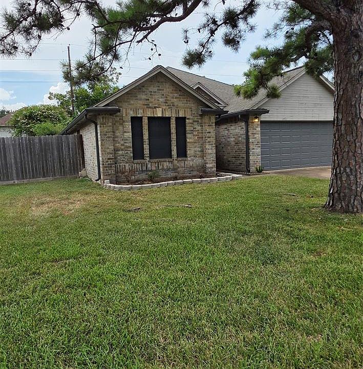 1st image of 12130 Paddock Way