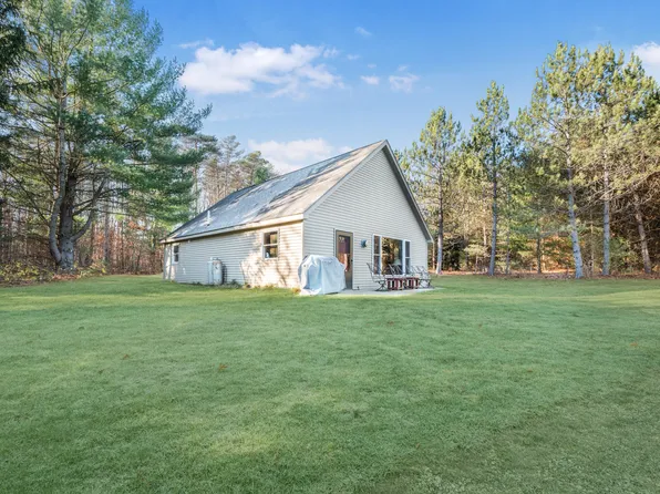 1597 S Saddler Rd, Reed City, MI 49677