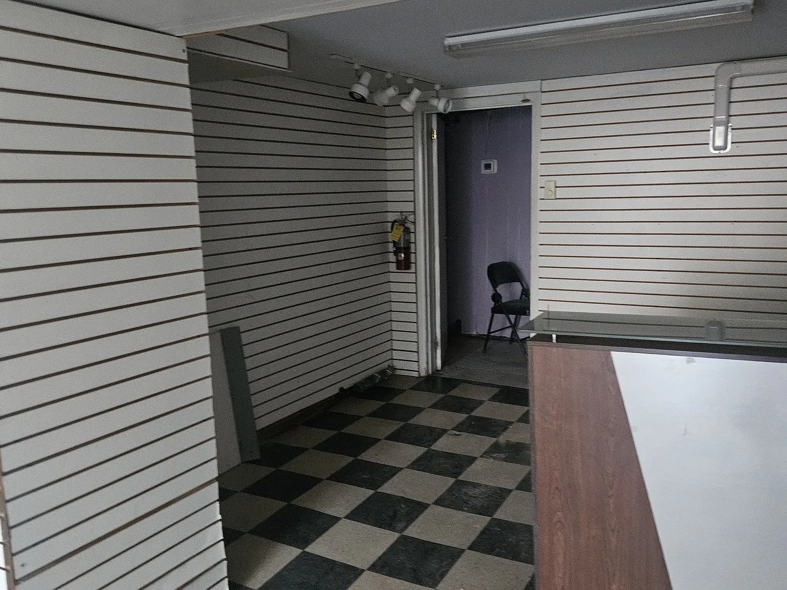 Studio, 1600 sqft, $1,450 — Photo 4