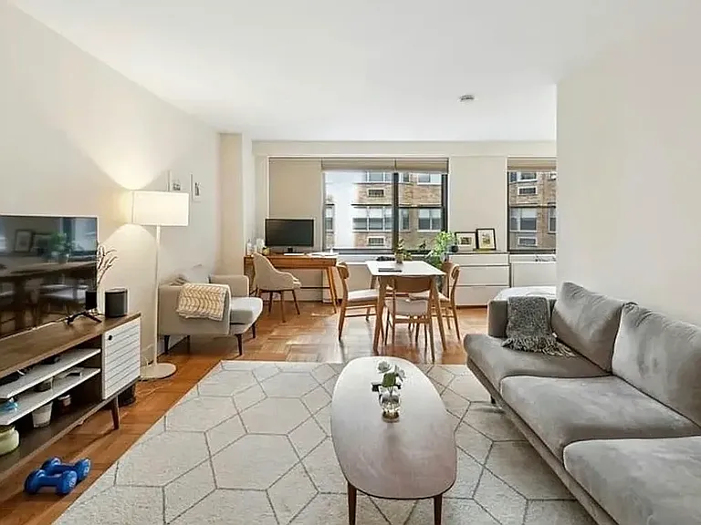 35 E 38th St #7H — Photo 1