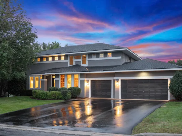 2125 Longacres Dr, Chanhassen, MN 55317