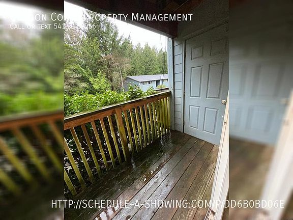 2nd image of 65 SE Ainslee Ave APT 3