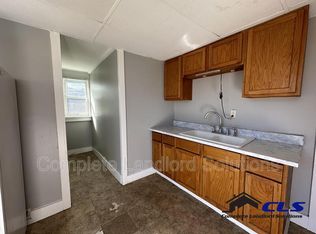 100 Gilbert Ave APT 3, Terre Haute, IN 47807