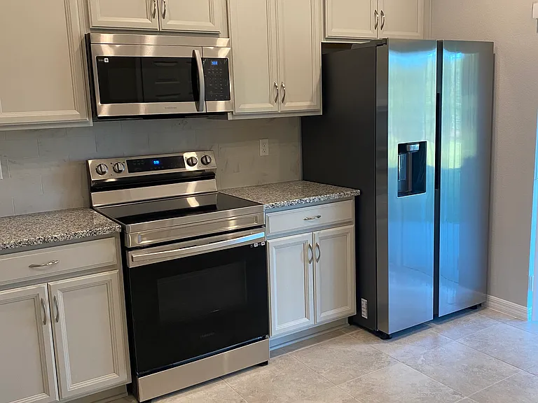 74 Emerson Dr — Photo 16